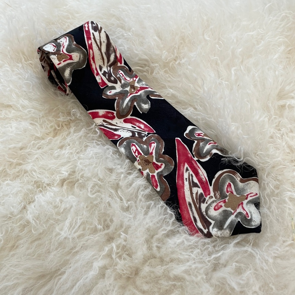 Oscar De La Renta Couture 100% Silk Tie